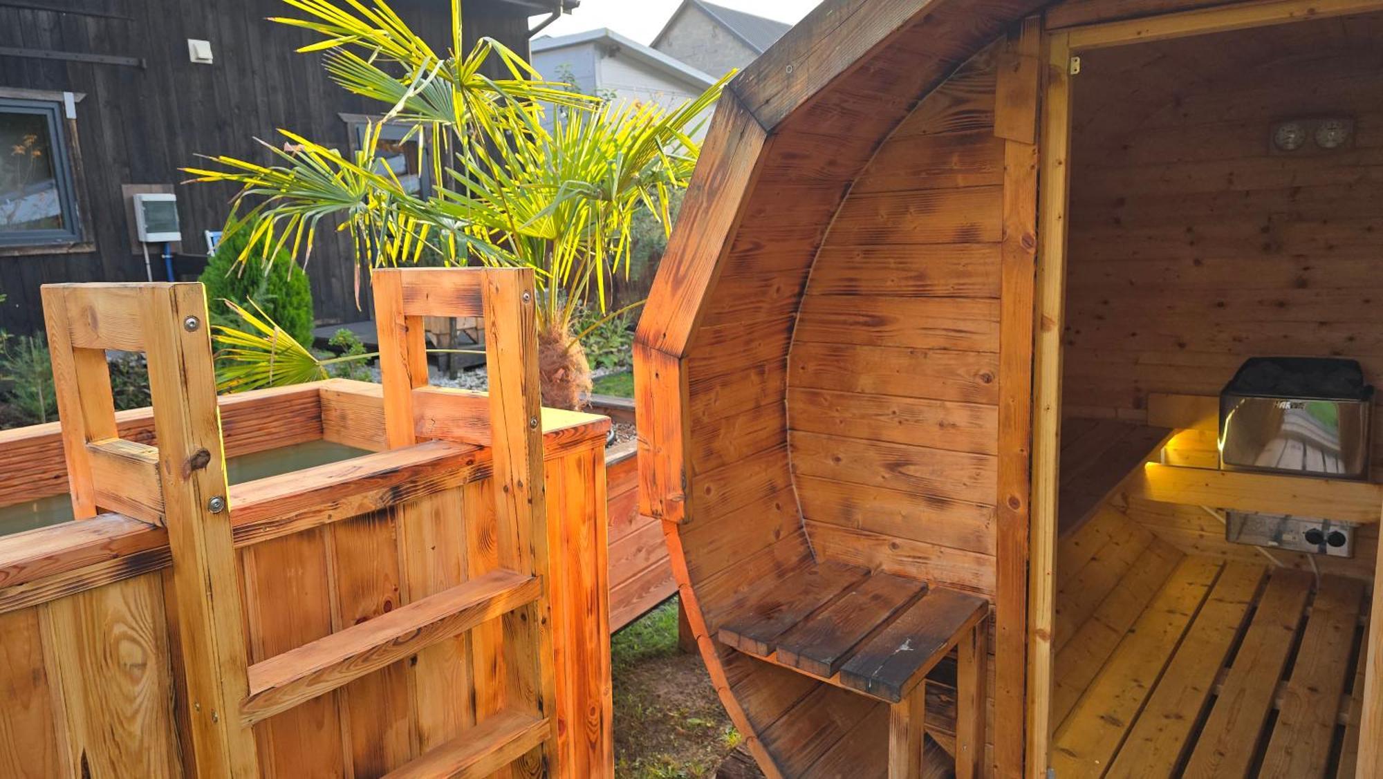 Bauernhof Vip Village Woda Rower - Podgrzewany Basen, Balia, Sauna Miedzierza